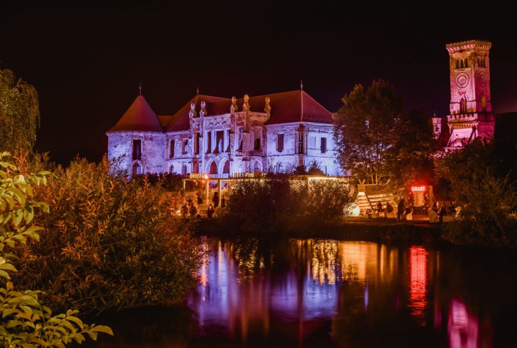 Castillo de Banffy en Transilvania