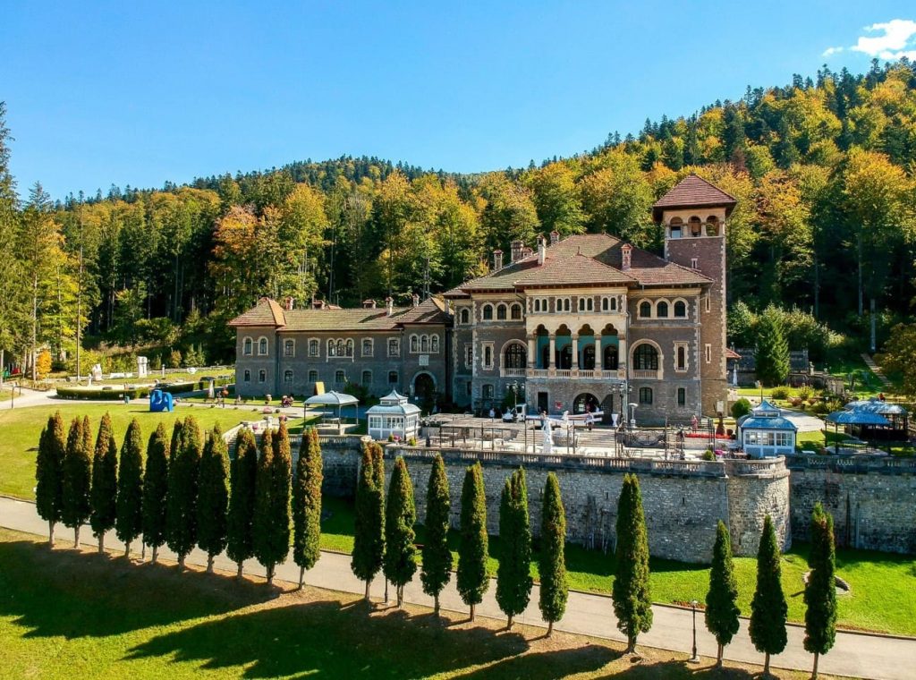 Castillo de Cantacuzino en Busteni Transilvania