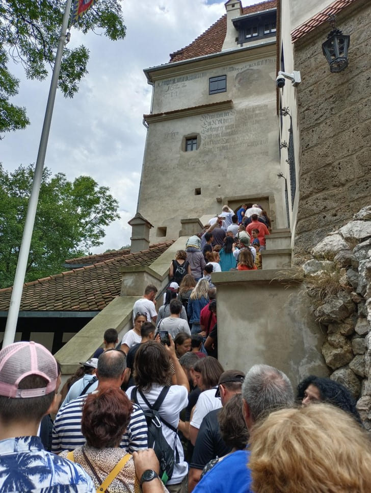 Colas castillo de Bran entrada y horario